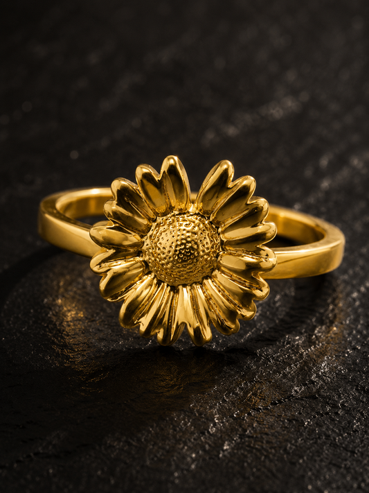 Solara Bloom Ring